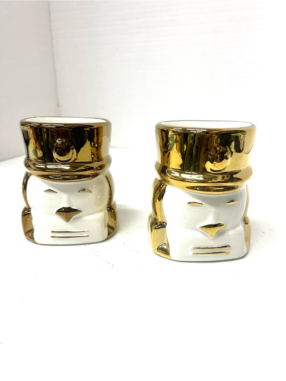 Gold & White Ceramic Soldier Planter Set - Decorative Home Accent